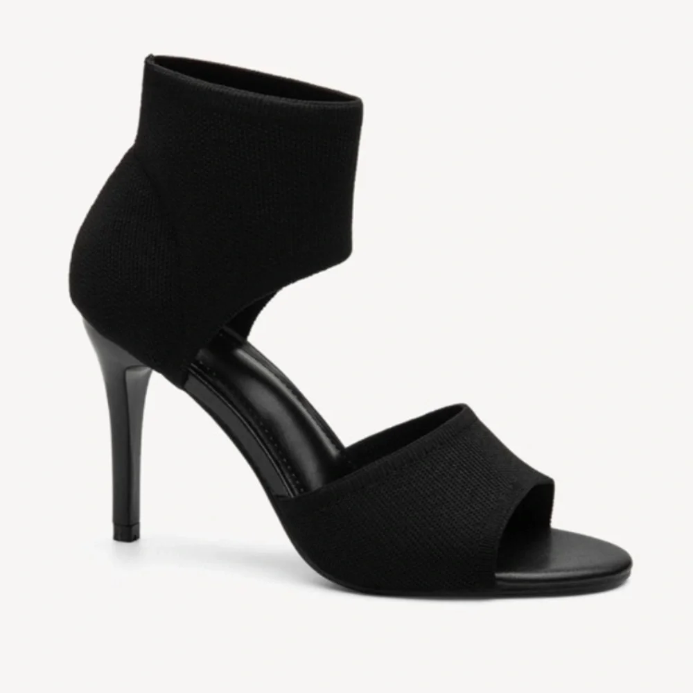 Elegant Black Women's Heels - Picture 4 of 14